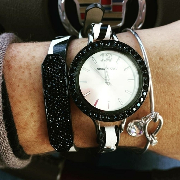 Origami Owl * Silver Leather Wrap Bracelet Watch - Picture 3 of 10
